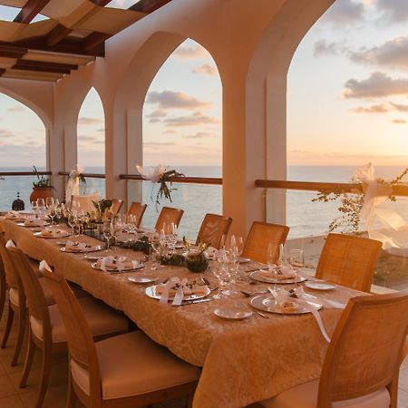 Crowne Plaza Vilamoura - Algarve By Ihg Екстер'єр фото The Beach Club at the Four Seasons Resort