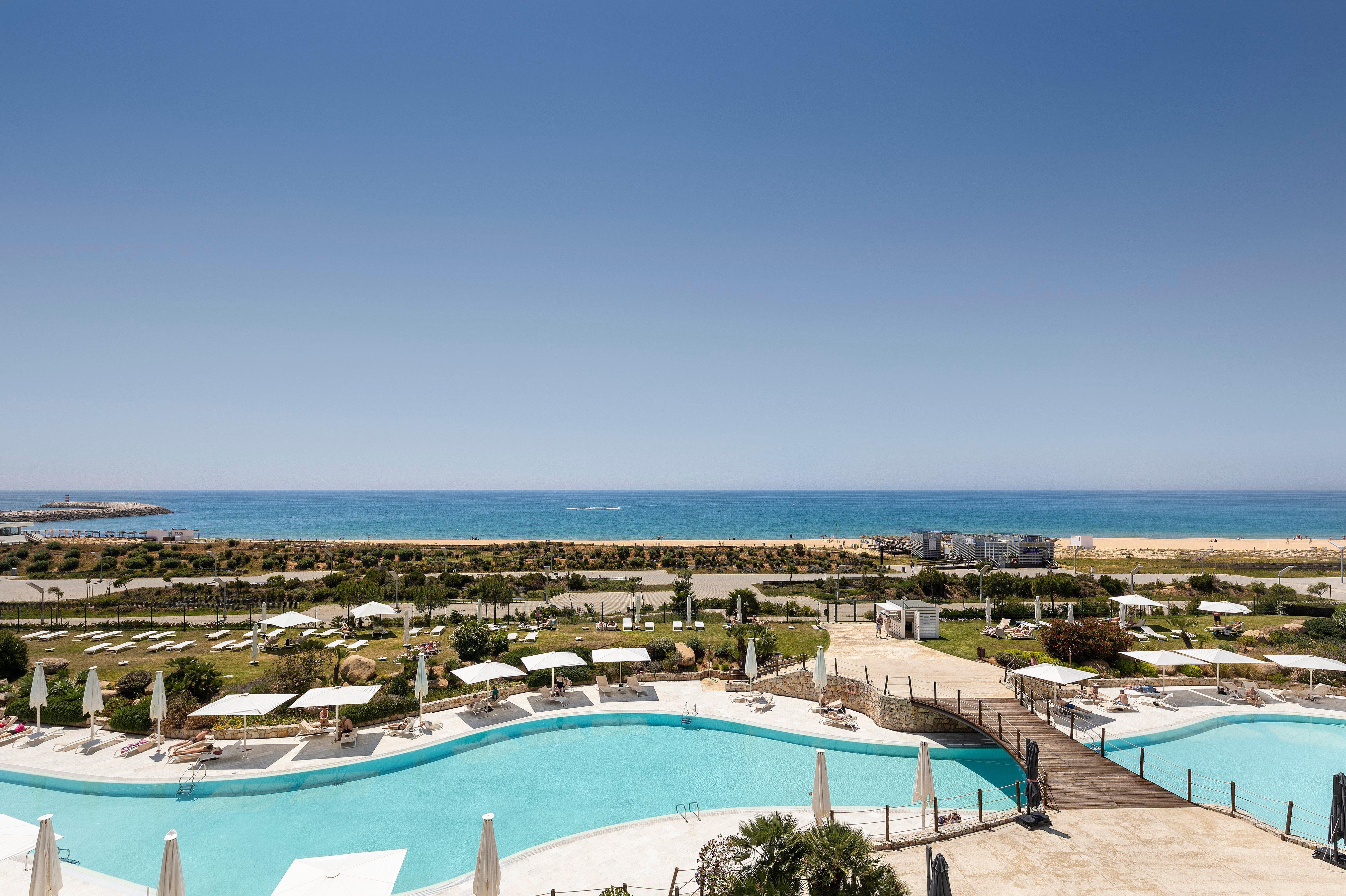 Crowne Plaza Vilamoura - Algarve By Ihg Екстер'єр фото View of the resort