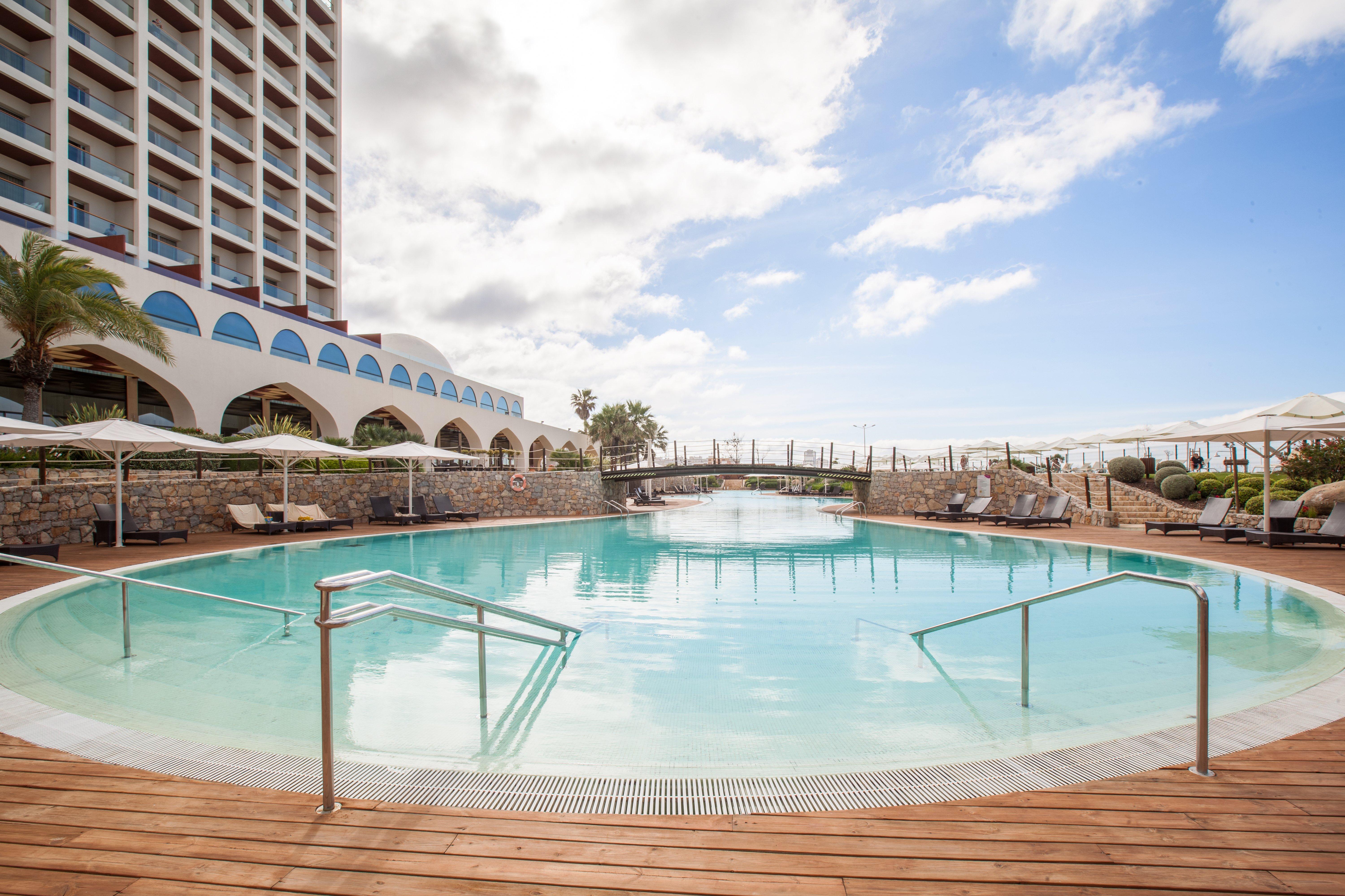 Crowne Plaza Vilamoura - Algarve By Ihg Екстер'єр фото Pool at the hotel
